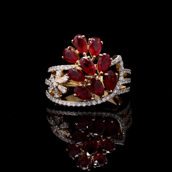18k Yellow Gold Ruby Diamond Designer Ring Jewelry